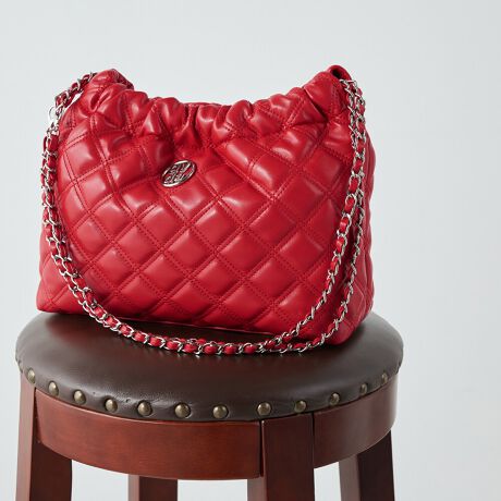 [^ԁFGY-B356]sV[YtDOUBLE QUILTING / _uLeBONXɃ_uCŃLeBO{VV[YG̗ǂ߂ƂƂɃfUC߂Ă܂{̂ɂ"gyda"̃T[N^tAVvȂGbW̌fUCɃx[VbNɂubNEAC{[ɍGڃJ[̃bhS3FWJfUCɍ킹Ax[VbNJ[̃ubNELEAC{[3FWJɁBǂȕɂD܂VvȃfUCő蕨ƂĂ߂̃V[YłBsitWlCNo.1̍GC`IVACeBgh̃`F[ɎgpAŜۂ݂̂tHɎdグV_[obOBJɂ̓MU[AXɃgh߂Ă܂Big͂A+ȃACeŏqJWAȃp[eB[V[ł􂵂Ă܂BJJςȂɂȂfUC̃fBe[JɃ}OlbgzbNt鎖ŉוяoSzȂA̐lוĂ܂Sz܂BRpNgȃTCYȂɂ̓t[|PbgẢוƕĂƂŕ֗ȃbvȂǂ̏̎[ɕ֗łBsuhtGYDA / WFC_- L.A CASUAL -CLA̋CC[WBIi炵̂̃CIoAVvȃACeVGbgF⏬ŃGbWBɃX^COBJWAŐFĈIi̎q̃X^CĂ܂sXybNtJ@F}OlbgzbNJdlFt@Xi[|Pbg~1 / t[|Pbg~1stitۑ