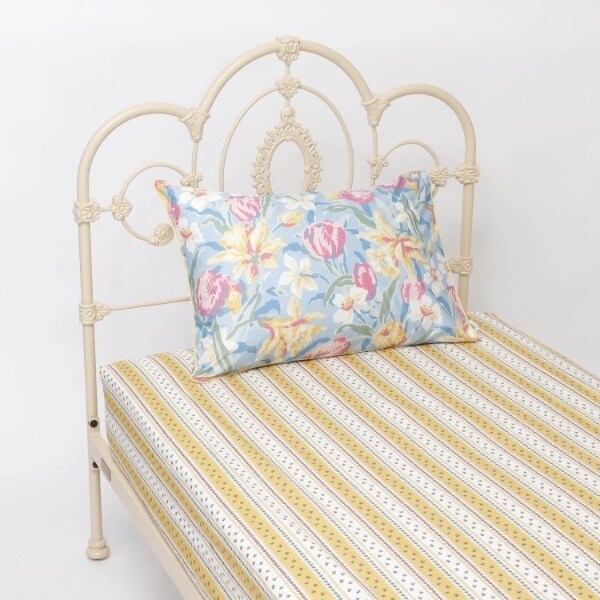 70周年セレブレーティングプリント】チューリップス柄 枕カバー