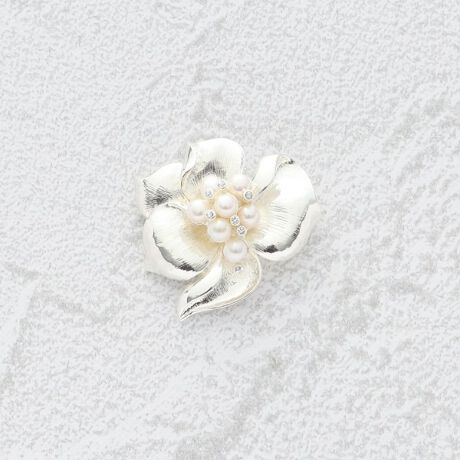 [^ԁFN9801040]yfUCzɗh悤ȉԕق̌`Ani~YLcoLfiƂ܂Byfށz̉؁XAT߂ŏiȈۂ̒Wp[a܂BWp[̌`̓_łBỶߒŃp[`̕sK\ʂɖڗČÂ悤Ɍ邱Ƃ܂B\߂B