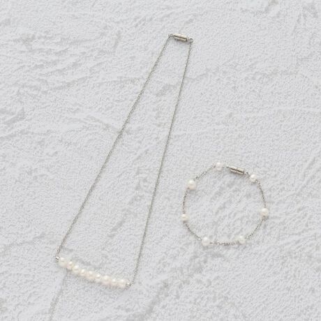 [^ԁFN9801037]yfUCzlbNXƃuXbgqƃOlbNXɁI^b`łOɂA2wayŎgWp[̃ANZT[ZbgłByfށzT߂ŏiȈۂ̒Wp[Wp[̌`̓_łBỶߒŃp[`̕sK\ʂɖڗČÂ悤Ɍ邱Ƃ܂B\߂B