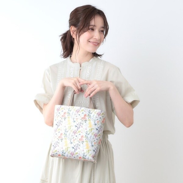 ローラ アシュレイ(LAURA ASHLEY) トートバッグ の通販 | マルイ ローラ アシュレイ(LAURA ASHLEY) トートバッグ の通販 | マルイ