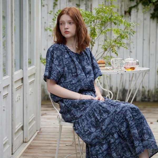 ローラ アシュレイ(LAURA ASHLEY) レディース ブラウス の一覧