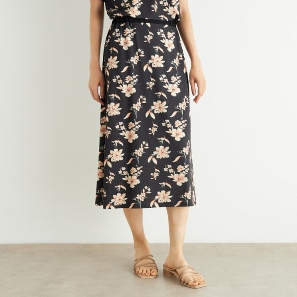 ローラ アシュレイ(LAURA ASHLEY) レディース スカート の一覧