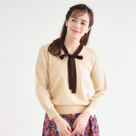 [^ԁFN9814901]OND]NbNVc܂̃fUCAghՂȑ߂̃{E^CɃAbvf[g܂B┖̖ȍfނł킲킵ɂ̂ŁAꖇƂĂ͂WPbgR[g̃Ci[ɂ߂łB{fBƃ{E^C̋E莩RȌɂȂ悤LỎӏFׂAꂢȌɂꒅłBy₩ȈۂɂȂ悤͋㕪ɐݒBƑ̃uɎ{ꂽACbg|CgłB{E^C̔zFƓnF̃{gXƍ킹΁AꂽȂ܂BƖ̊֌WɂAۂFČꍇ܂B܂Ap\REX}[gtHȂǂ̊ɂA኱iƉ摜̃J[قȂꍇ܂B