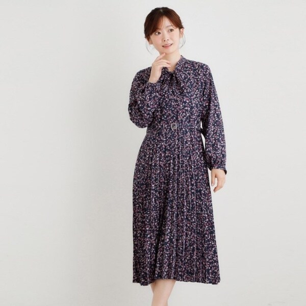 【美品】ローラアシュレイ ドレス ロングワンピース オーガンジー フレア 黒 ほぼ未使用 ローラアシュレイ ロングワンピース フォーマル