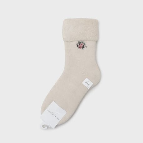 [^ԁFN9981450]ʂNтAł̂났ԂɍœKȒgȃ[\bNXłBp̃Cz[nɍ炭õ|CghJ{܂B~̑蕨ɂ΂ACełBƖ̊֌WɂAۂFČꍇ܂B܂Ap\REX}[gtHȂǂ̊ɂA኱iƉ摜̃J[قȂꍇ܂B