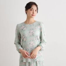 【袖口ゴム仕様／洗える／ジャージ素材／同柄アイテムあり】サトクリフ チューリップス柄プルオーバー