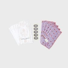 【WEB限定／お配りギフトにおすすめ！／ラッピング資材付き】オデッサラヴハーツ柄プリントタオルハンカチ 