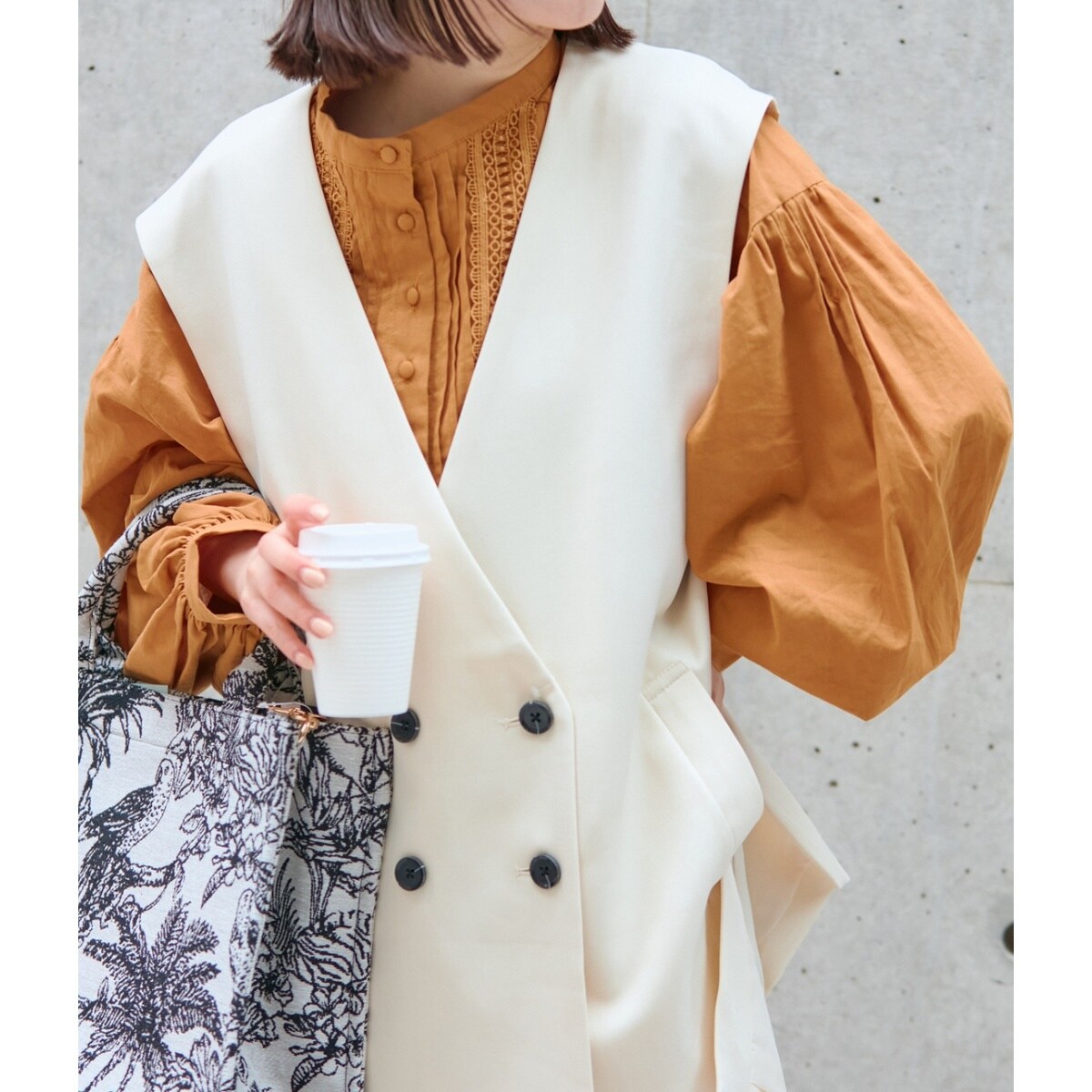 WEB限定】レース＆タックで魅せる、フロントピンタックチュニック