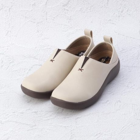 [^ԁF41022938]yfUCzƕ𓥂ݍŃT_ɂA֗2WAYXb|V[YB藚4E݌vłBEbɃSgpŒEȒPE𓥂łdlE4E،^Ő݌vEݍU^A[`T|[gJbvC\[EԌʂRۖhLHt̒~EyʐƖh𗼗S\ꁖCɂȂACe͂Cɓo^߁Iiy[Wɂwn[g}[NxNbNĊȒPɒǉł܂Bl݌ɏ󋵂ȂǐV}KɂĂm点I}Cy[W炨CɓACëꗗ`FbNł܂IƖ̊֌WɂAۂFČꍇ܂B܂Ap\REX}[gtHȂǂ̊ɂA኱iƉ摜̃J[قȂꍇ܂Bd:02(23.0cm) Б140g