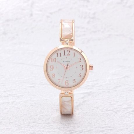 [^ԁF41022752]yfUCzLC߃R[f܂VFoOEHb`łBςƂ炭炭JArɂ₷C^oOłBP[XTCYF28mmP[XF8mmxgF9mmdF28.5gŏF170mmCɂȂACe͂Cɓo^߁Iiy[Wɂwn[g}[NxNbNĊȒPɒǉł܂Bl݌ɏ󋵂ȂǐV}KɂĂm点I}Cy[W炨CɓACëꗗ`FbNł܂IƖ̊֌WɂAۂFČꍇ܂B܂Ap\REX}[gtHȂǂ̊ɂA኱iƉ摜̃J[قȂꍇ܂B