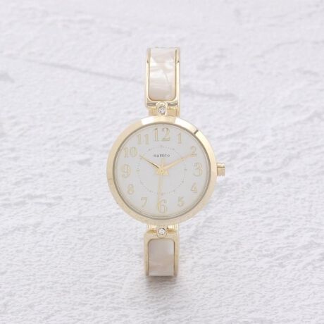 [^ԁF41022752]yfUCzLC߃R[f܂VFoOEHb`łBςƂ炭炭JArɂ₷C^oOłBP[XTCYF28mmP[XF8mmxgF9mmdF28.5gŏF170mmCɂȂACe͂Cɓo^߁Iiy[Wɂwn[g}[NxNbNĊȒPɒǉł܂Bl݌ɏ󋵂ȂǐV}KɂĂm点I}Cy[W炨CɓACëꗗ`FbNł܂IƖ̊֌WɂAۂFČꍇ܂B܂Ap\REX}[gtHȂǂ̊ɂA኱iƉ摜̃J[قȂꍇ܂B