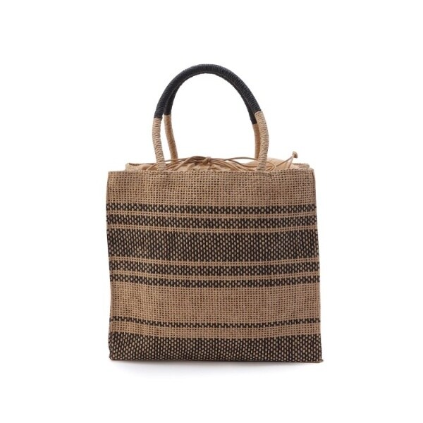 【最終お値下げ.新品：ボーダーデザインのかごバッグ】 最終お値下げ.新品：ボーダーデザインのかごバッグ】