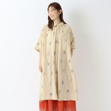 花柄総刺繍 5分袖ワンピース