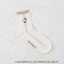 ◆【ワンズテラス限定】サンリオキャラクターズ ハローキティ ライン刺繍柄クォーターソックス