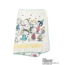 ワンズテラス(one'sterrace)の【あったか】SNOOPY ひざ掛け 75th