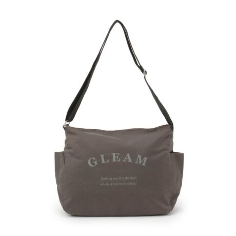 [^ԁF41014764]yfUCzIItg₷~hTCỸV_[B肬A4TCY̖{̂ɂȂ܂B{̃}`ɃI[v|PbgtB{̒Ƀt@Xi[|Pbg1AI[v|Pbg2LBCɂȂACe͂Cɓo^߁Iiy[Wɂwn[g}[NxNbNĊȒPɒǉł܂Bl݌ɏ󋵂ȂǐV}KɂĂm点I}Cy[W炨CɓACëꗗ`FbNł܂IƖ̊֌WɂAۂFČꍇ܂B܂Ap\REX}[gtHȂǂ̊ɂA኱iƉ摜̃J[قȂꍇ܂Bd:265g