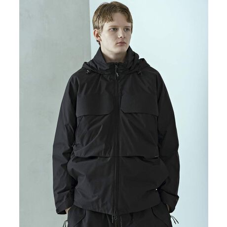 zM@\Ȃgp邱ƂŁAIɑ̂߂CX[VWPbgB hƓ GORE-TEX WINDSTOPPER t@uNX ̗pA~̗₽ՒfȂKȒSnL[v܂Bɂ͑݊̂傫ȃtbv|PbgzuAɃ}`t|Pbgƃ}`̃t@Xi[|Pbggݍ킹邱ƂŁAڈȏ̎[͂Bאg̃VGbgȂ獂@\fUCłBX^hJ[ɂ͎[̃t[hAVV[ɉăX^C؂ւ\B^E[XANeBuV[܂ŁAX}[gɒȂWPbgłByWINDSTOPPER? v_Ng BY GORE?TEX LABSzSAebNX̒łhɓASnƏ_炩A\ȖhLĂ܂[^:POO-25092W]----------------------------------------------------------------------------y+phenix@vXtFjbNXz1952Nɓ{ŒaXL[EGAuhgPHENIX hwXm[ANeBreB[̊yǋA`邱ƁBx̃S[̂ȂuhRZvgƋ70Nԑ葱Ă܂BAJ⃈[bp傫xƂĂfUCZp{Ƃb܂ꂽ̒ŊJ邱ƂŁAEgbvx𑖂葱܂łɂȂ܂Buh˓̃v_NgRZvg70N̎oDNAƂȂAVȃtB[hƗݍẴpbVL邱ƂɂȂ܂BVȃtB[h{ivXjAʂɐiVtFjbNXBATTENTIONiʐ^͂ł茻iČ悤ɐSĂ܂Ap̃j^[ɂ荷ق܂BTCYdȂǂɑ̌̍ꍇ܂Bi̎dlуfUC͉P̂߁A\ȂύXꍇ܂B