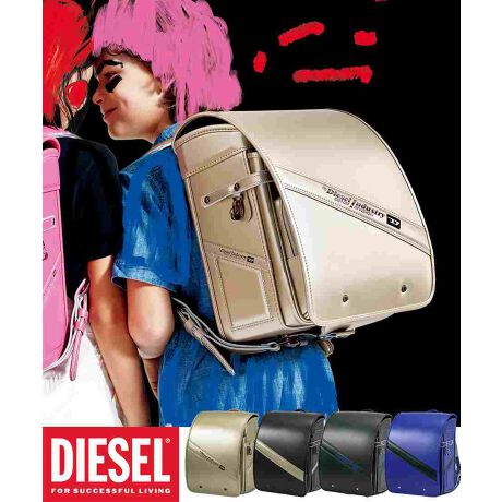 [^:DISR-22006]yaVȃJ[Rrl[Vy߂郂fzDIESELfj̃VOj`[łuhSG{XHŎ{A|CgŃJ[؂ւfUCIBV[Y͐VFɃAbvf[gAaVȃJ[Rrl[Vy߂DIESEL炵N[ŃX^CbVȃfUCByfBeB[z<^b`bN>邾ŎŃbNBqlłȒPɑł܂B<}`>G{XŃSfUCꂽTChplBX^bYt̑O߃xg̏㉺ɂ́AtN^[(ˍ)gpB<wJ>wJɂ͌xg̊pxRg[ARȎpŊyɔw悤ɊJꂽuEBOwJv̗pB<tN^[>O߁Axgɂ͖铹̂q܂̈S郊tN^[(ˍ)gpĂ܂B<|PbgfUC>O|Pbgɂ̓uhS̎hJ {Ă܂B<|Pbgdl>O|Pbg̓ɂ̓l[J[h DJtĂ܂B<IWi>t@Xi[̈ɂ́ADIESELSfUCꂽIWip[cgpB<uC}G{X>xgɂ͍EDJƃL[z_[ zu܂ByhZCۏ؂ɂāz̃hZ͊FlɈSĂgp߂ɁAdȂiǗyьoĂ͂vĂ܂B̕s̏̍ۂɂ͉L⏞͈͂ɂďCv܂B܂Ai͂̍ۂɂ́uhZCۏ؏v𓯕܂Bۏ؊Ԃ͂w6NԂƂȂ܂B<hZi̕⏞͈͂ɂ܂>Аi̕iɂ܂Ă͖S̑̐ŐvĂ܂Aۏ؊ԓɕБ̐ӔCɂȀႪꍇɂ͖ɂďCs킹Ē܂BA̍ڂɊYꍇ́A̕⏞͈͂珜OĒ̂ƒv܂BELɋN̏s̏ꍇȄs̌[iȊO̗RɂꍇE΍ЁAnkAQAȂVВnρAQAQ̎R/ݒuɂꍇEЃT[rXȊOɂCAɋNꍇȂAł⏞͈͔͂[iP̂̕⏞Ӗ̂ŁA[ǐ̏ႩU钼ړIAԐړIQ(ȋQ܂͑A편vA@)ɂ܂ẮAȂ鑹Q⏞珜OĒ̂Ƃ܂B<LCƂȂ ̏Ej(sӂ̈ӁA戵A{̗prȊOł̎戵ɂĔ̏)>FnT~AJb^[Ȃǂ̐؂菝ǂȂǂŎCĂłjF]񂾂AԂAXg[uŏĂĂ܂jAԂFhZɒʏgp͈̔͂𒴂镉ׂԂό`F{[y}WbNŏĂ܂ꓙLLړeȊOɂ̏Ejeɂ܂Ă͗LCƂȂꍇ܂̂ŗ\߂܂BDIESELfB[[DIESEL̓fj͂߁AApAANZT[̕LRNV񋟂A vVIȃC^[iViECtX^CEuhB1978N̑nȗADIESEL̓fjƊẼpCIjAA v~AEJWAEEFÃuhւƖiA ̃OWA[sƂJWAsƂقȂ鑶݂ƂāA młnʂzĂBڊo܂𐋂ŁA MAAȕ\ےuhƂĂ DIESEL̓Nŵ͍ςȂB VѐSӂ郆j[NȃfUC Ẽt@𖣗ĂBATTENTIONiʐ^͂ł茻iČ悤ɐSĂ܂Ap̃j^[ɂ荷ق܂BTCYdȂǂɑ̌̍ꍇ܂Bi̎dlуfUC͉P̂߁A\ȂύXꍇ܂B