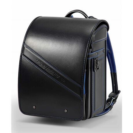 [^:DISR-20002]yG{XSƖLxȃJ[oG[VzDIESELfj̃VOj`[łuhSG{XHŎ{A|CgŃJ[؂ւfUCIBubNƃbh̒ԃJ[̑AzFႢ̃ubN~u[AubN~bhAWiȌ򂪖͂̃p[J[2FAĊ炩ȋAzVo[̑S7FWJ̃CibvłByfBeB[z<^b`bN>邾ŎłƃbNBql̐ɍ킹ČŒEɍLu~bNv̗pB<}`>G{XŃSfUCꂽTChplBO߃xg̏㉺ɂ́AtN^[(ˍ)gpB<wJ>wJɂ͌xg̊pxRg[ARȎpŊyɔw悤ɊJꂽutBbgv̗pB<tN^[>Axgɂ͖铹̂q܂̈S郊tN^[(ˍ)gpĂ܂B<|PbgfUC>O|Pbgɂ́ADIESELS̎hJ{ĂAꂼɂhJJ[́B<|Pbgdl>O|Pbg̓ɂ́ARCŐLkL[z_[DJtĂ܂B<IWi>t@Xi[̈ɂ́ADIESELSfUCꂽIWip[cgpB<uC}G{X>xgɂ́Auh̃ACRł郂qJ̃G{XS{Ă܂ByhZCۏ؂ɂāz̃hZ͊FlɈSĂgp߂ɁAdȂiǗyьoĂ͂vĂ܂B̕s̏̍ۂɂ͉L⏞͈͂ɂďCv܂B܂Ai͂̍ۂɂ́uhZCۏ؏v𓯕܂Bۏ؊Ԃ͂w6NԂƂȂ܂B<hZi̕⏞͈͂ɂ܂>Аi̕iɂ܂Ă͖S̑̐ŐvĂ܂Aۏ؊ԓɕБ̐ӔCɂȀႪꍇɂ͖ɂďCs킹Ē܂BA̍ڂɊYꍇ́A̕⏞͈͂珜OĒ̂ƒv܂BELɋN̏s̏ꍇȄs̌[iȊO̗RɂꍇE΍ЁAnkAQAȂVВnρAQAQ̎R/ݒuɂꍇEЃT[rXȊOɂCAɋNꍇȂAł⏞͈͔͂[iP̂̕⏞Ӗ̂ŁA[ǐ̏ႩU钼ړIAԐړIQ(ȋQ܂͑A편vA@)ɂ܂ẮAȂ鑹Q⏞珜OĒ̂Ƃ܂B<LCƂȂ ̏Ej(sӂ̈ӁA戵A{̗prȊOł̎戵ɂĔ̏)>FnT~AJb^[Ȃǂ̐؂菝ǂȂǂŎCĂłjF]񂾂AԂAXg[uŏĂĂ܂jAԂFhZɒʏgp͈̔͂𒴂镉ׂԂό`F{[y}WbNŏĂ܂ꓙLLړeȊOɂ̏Ejeɂ܂Ă͗LCƂȂꍇ܂̂ŗ\߂܂BDIESELfB[[DIESEL̓fj͂߁AApAANZT[̕LRNV񋟂A vVIȃC^[iViECtX^CEuhB1978N̑nȗADIESEL̓fjƊẼpCIjAA v~AEJWAEEFÃuhւƖiA ̃OWA[sƂJWAsƂقȂ鑶݂ƂāA młnʂzĂBڊo܂𐋂ŁA MAAȕ\ےuhƂĂ DIESEL̓Nŵ͍ςȂB VѐSӂ郆j[NȃfUC Ẽt@𖣗ĂBATTENTIONiʐ^͂ł茻iČ悤ɐSĂ܂Ap̃j^[ɂ荷ق܂BTCYdȂǂɑ̌̍ꍇ܂Bi̎dlуfUC͉P̂߁A\ȂύXꍇ܂B