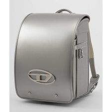 ディーゼル(DIESEL)のDIESEL(ディーゼル)METAL D-MARK (メタル ディー マーク)ランドセル