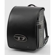 ディーゼル(DIESEL)のDIESEL(ディーゼル)METAL D-MARK (メタル ディー マーク)ランドセル