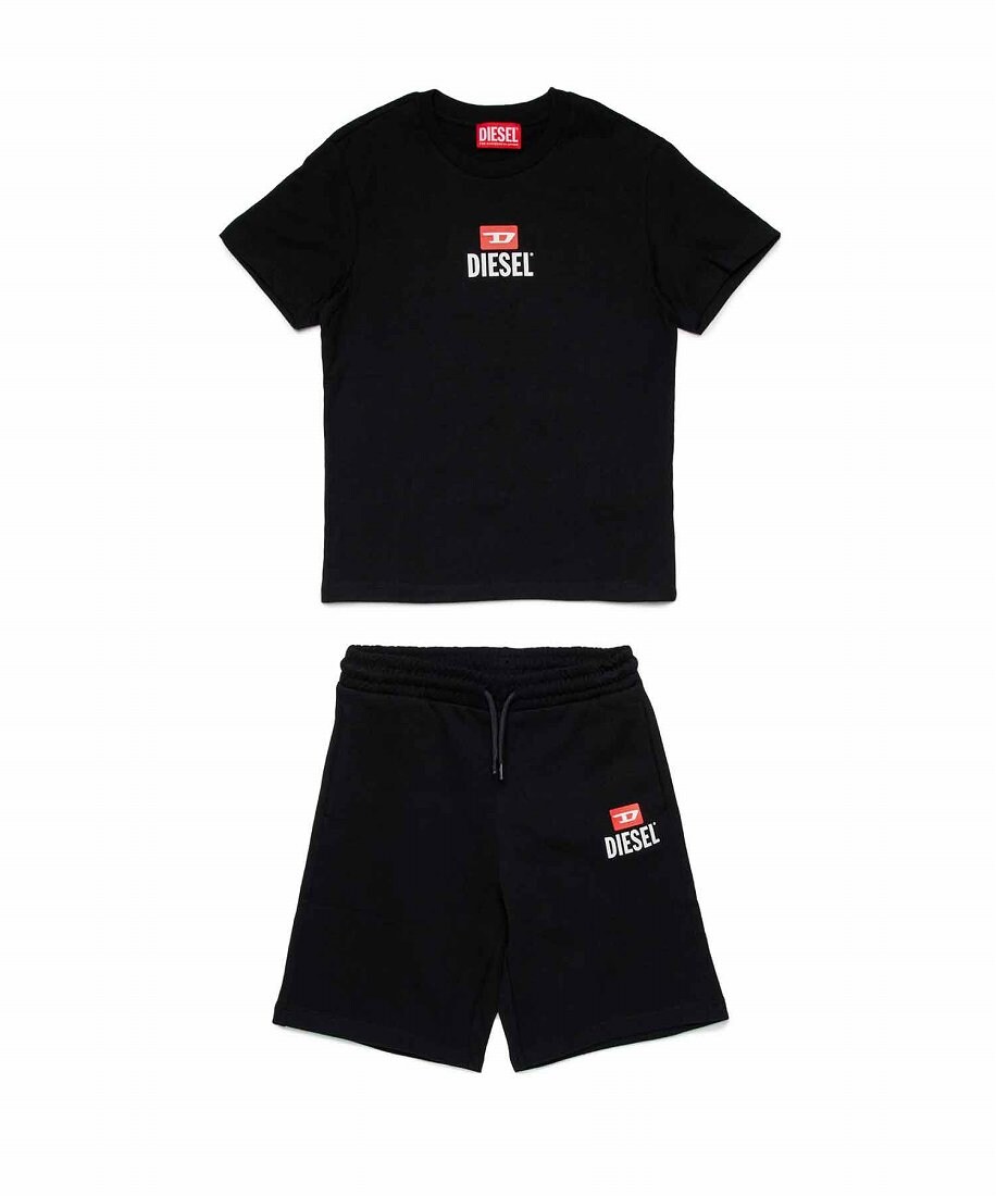 会員様限定 お買い得商品 DIESEL ブランドロゴ半袖Tシャツショートパンツセットアップ ボトムス・スパッツ