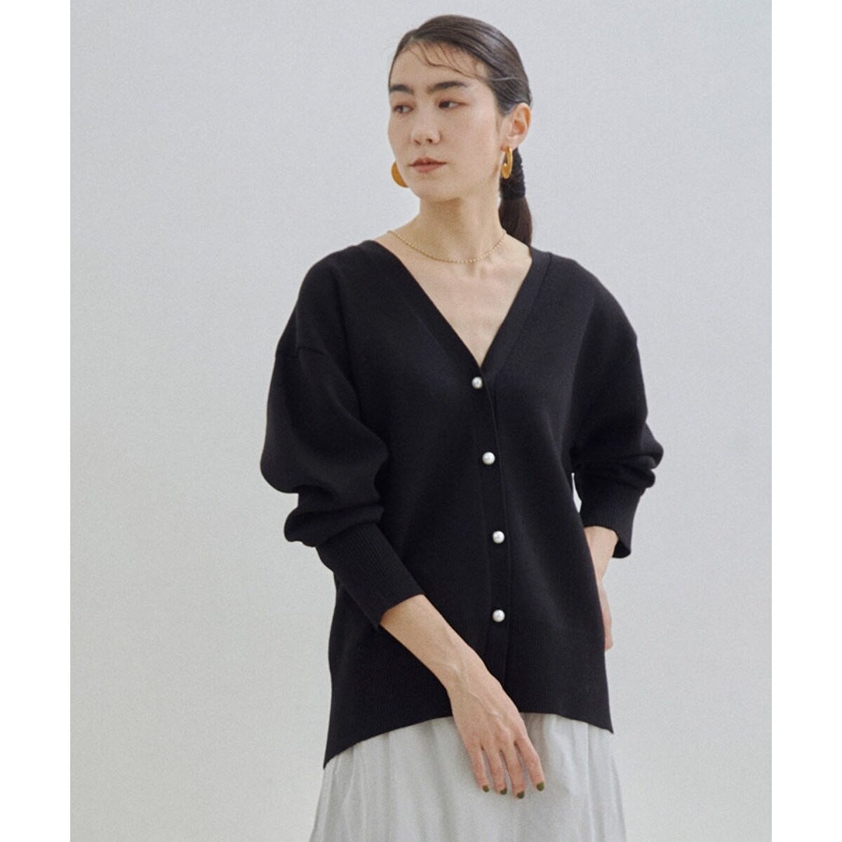 WEB・一部直営店舗限定】パールカーディガン / Vネック