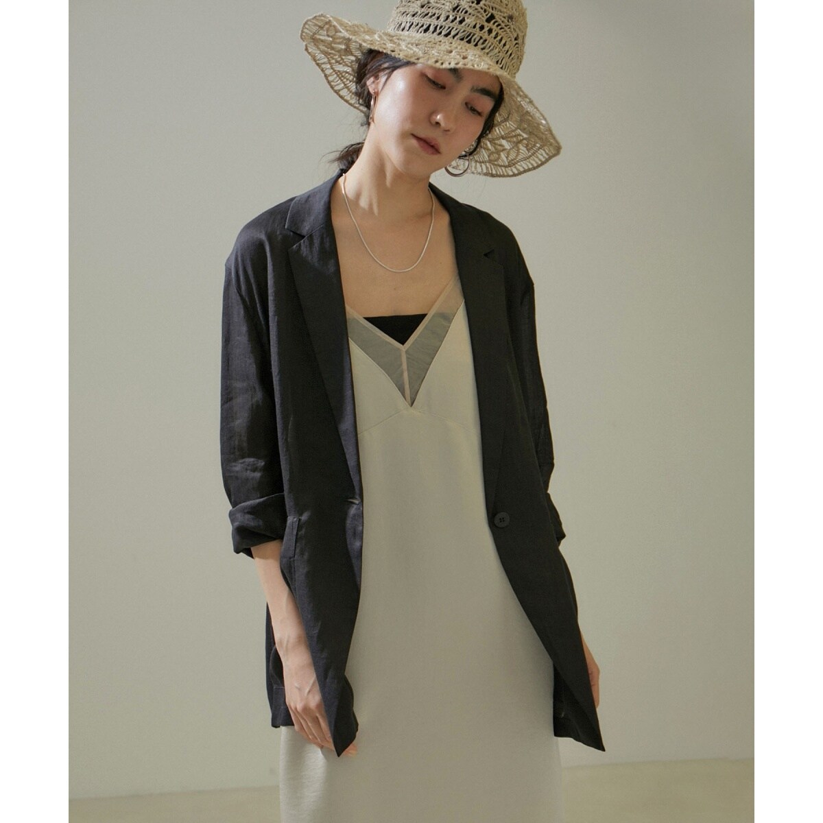 雑誌掲載】シアーリネンオーバージャケット | サロン アダム エ ロペ