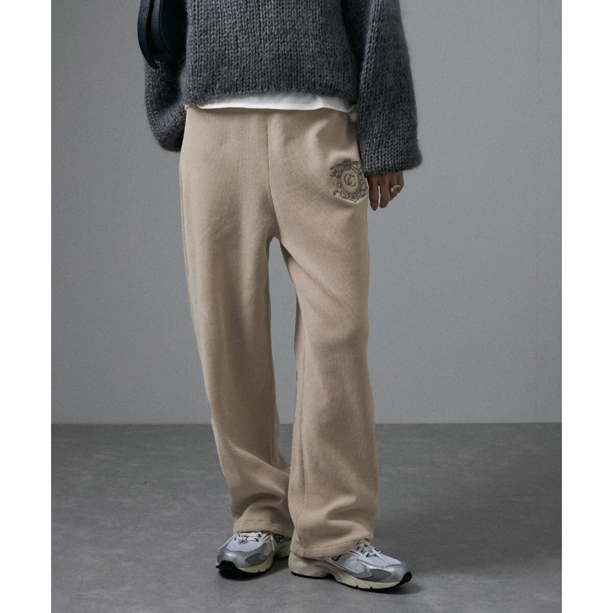 サロンアダムエロペ　エンブロイダリースウェットパンツ エンブロイダリースウェットパンツ-CreamyCotton /クリーミー
