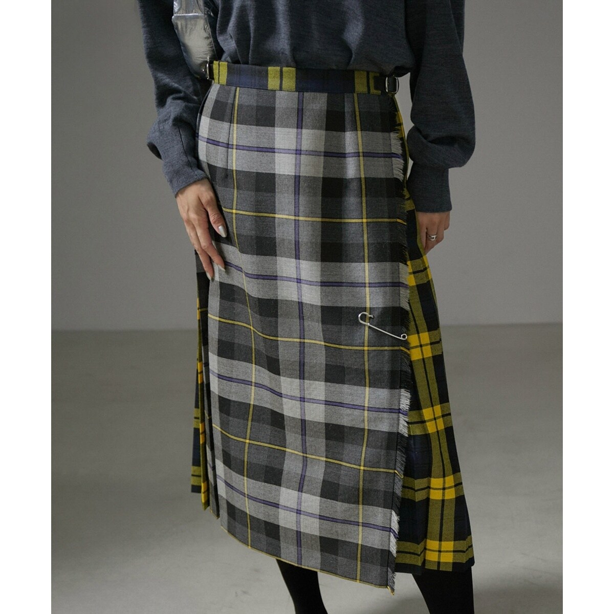 O'NEIL OF DUBLIN SALON adam et rope'