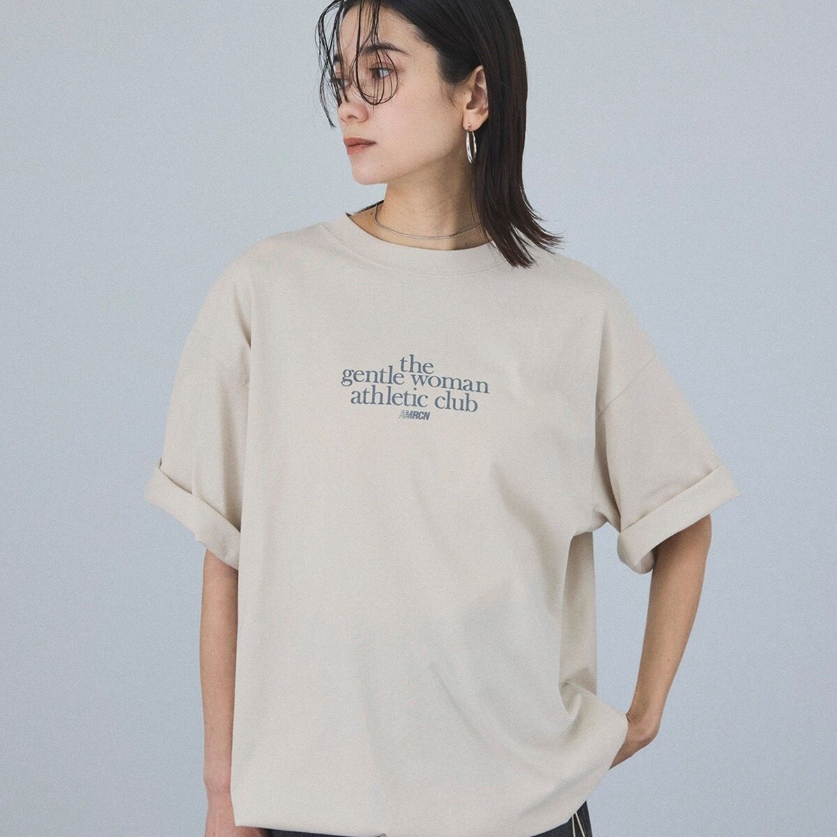 新品タグ付定価2万ほど！SALON adam et rope'＊プリントトップス SALON adam et ropé(サロン アダム エ ロペ) トップス通販｜J