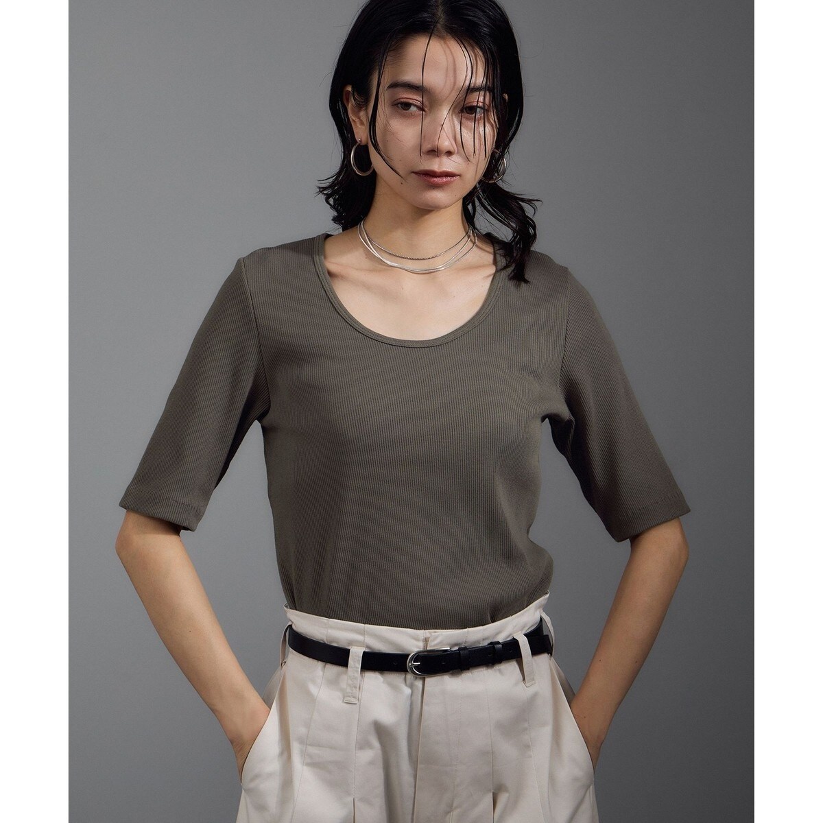 サロン アダム エ ロペ(SALON adam et rope') トップス の一覧