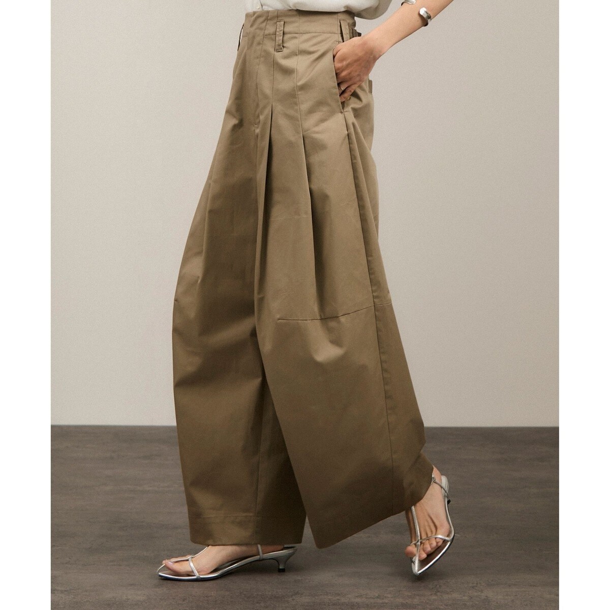 WEB限定】コットンツイルワイドフォルムパンツ/カーブパンツ | サロン