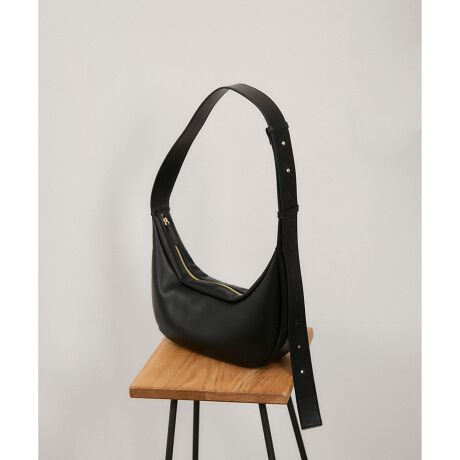 [^ԁFSHX45160]fUC/VGbgGڂ̃[VGbgꂽAꂽV_[obOBȐIȃtHƃ~j}ȃfUCAX^COɂ肰ȂghvX܂Bl̏ɂ₷悤Aiŗ̂镵͋CɎdグĂ̂́BjZbNXłgp\ȑ߂̃V_[Xgbv́A[hȈۂȂA|̕SyĂpIȎdlBJWA炫ꂢ߁AtH[}܂ŕLV[Ƀ}b`AX^COI΂Ȃ\obOłBfޏiȌƊ炩Ȏ˔X[XXvbgU[ivj̗pB悢_炩ƑϋvAgނقǂɕĂ܂Bɂ̓n̂cC|GXengpA^ꂵɂ\Ɏdグ܂BfޑIтŁAtH[}ɂΉł㎿oĂ܂BXvbgU[V[YꗗEiԍFSHX45160@iFXvbgU[[V_[EiԍFSHX45040@iFXvbgU[oPbgobOEiԍFSHX45050@iFXvbgU[`[t~hobOEiԍFSHX45060@iFXvbgU[~jV_[obOEiԍFSHX45090@iFXvbgU[ChobOR[fBl[gtH[}X^CZj[AIP[WV[ɂfGKgȘȂ܂ŁAdpobOƂĂd󂷂ItBXJWAΉACeBꂢ߃pcWPbgƍ킹Ēʋ΃X^CɁAs[XZbgAbvɍ킹Ή؂₩ȏʂɂBAfjXj[J[ƍ킹JWAX^C̊iグACeƂĂV[XɎg郌U[obOT̕ɂ߂1_łB-----------------------------|Pbg̐F1A4[FsV_[RF(߉)-----------------------------