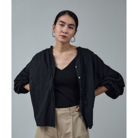 [^ԁFSHH35280]fUCEVGbgEl̎dŒJɎ{ꂽ@ׂȃ^bNfBe[Aɂ͂Ȃ݊oBɍׂ̋z{Ɩ{̊L{^A肰ȂivX܂Bɂ̓V[OH{ĂAvbVAbvĎ茳ɔoX^CO悤Ɍy₩ɍLVGbgAẴR[fBl[g₩ɊiグĂ܂BfލiȃRbg100fނgpB60Ԏ̖ĉ݂鎅ŐDグfނ́Ai`ȕƓKxȃn𕹂A^bN̗̊\BJWAȕ\ʊȂAioXɎdグĂ܂BʋCǂA΂ދG߂ɂKŁAł̂ȒPłBEItzCgEsN̒񂵗͔Q3FWJBR[fBl[g{͌΂Ƀtɐ炵Ĕô߁B͌yvbVAbvāA邱Ƃŉؚʂtg{^JĉHDƂĒp΁AOV[Y􂵂܂BfjŃJWA_EAChpcŃ[hɂ܂Ƃ߂ĂfGłBXJ[gINď炵AAEgŃbNX镵͋CɁBfg:166cm pTCY:Fi~fBAwAfjfg:173cm pTCY:FiOwAfj-----------------------------nFȂ򊴁FȂFzCg₠|PbgFȂLkFȂňF┖-----------------------------