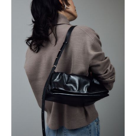 [^ԁFSHX45100]fUC^VGbg㎿Ȗ{vgpAVvŐꂽtbvV_[obOBV_[xg͎O\ŁANb`obOƂĂg2WAYdlBוꂽۂɃtbvRɂޓƓ̃VGbgAl̗]TfUC|CgB̓t@Xi[{}Olbg̓dJ\ŁAhƐSBig͂Aꂢ߃R[fIP[WɂΉ閜\ACełBfރĉ㎿ȋ{vgpBX[Xȕ\ʂɓVRvȂł͂̎RȃV{Agقǂɖ킢oNωy߂܂Bnɂ̓i`ȕ̐蔿z̗pA܂ōƉ˔dオɁBl̏ɂӂ킵A㎿ȑfޑIт͂łBR[fBl[gJWAȃfjX^CAtF~jȃs[XAꂢ߂ȃZbgAbv܂ŁALR[fBl[gɃ}b`BNb`Ƃăp[eB[IP[Wɂ􂵁AIIt킸gACeBl̒ȂɐꂽvXĂ܂B-----------------------------|Pbg̐F0A4[FsV_[RF(߁EO)-----------------------------yW SihD[ujzWiDOUBLEjSpieds nus:  Rde'licatesse:  DAȂS܂ޓ̌tCXs[V𓾂Ă܂ꂽW S(hD[u)ĒړIł͂ȂAɂ邱ƂŊT̔`邽߂ɐ܂ꂽVANZT[RNVłB摜̏i͌̏Ǝ˂pxAg̃j^[ip\REX}[gtHjɂAFČꍇ܂Bi̐F́AiAbv摜QƂB