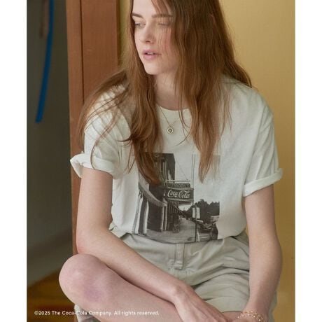 [^ԁFSHM35410]fUC/VGbg̏iv킹RJR[̃TC{[hmNtHgŕ\AVbNȈۂɁBvg̃g[}邱ƂŁAJWAɂȂ肷AX^COɎ₷lTVcɎdグ܂B񌳂ɂ́ugo with the flowiɐg܂ājṽbZ[WOtBbNŁA肰ȂANZgɁBĝ̃CEɂ悢ƂƁA܂肷ȂlbNCŔoBOCA^[obN΂ȂꂽۂɁB̓CłAEgł܂AoX̗ǂłBfޒʋCƋzɗDꂽRbg100̃Jbg\[fނgpBƂ^b`Ƃقǂ悢nŁAG߂łKȒSnL[vBKxȌ݂邽ߓɂAꖇňSĒpł܂BJWAȂiȕ\ʊŁAꂢ߂ȃX^COɂΉ\łBR[fBl[gmg[̃vgȂ̂ŁAJ[ACeƂDB}jbVȃXbNXÂ郊bNXpcAtF~jȃtAXJ[gƂMIXX^C߁BXj[J[킹ăANeBuɁA܂̓T_⃌U[vXďiȃJWAX^CɂBCi[gƂăWPbgVcɏd˂̂V[YXŊ􂷂1łB-----------------------------nFȂ򊴁FȂF₠LkF萶ňF-----------------------------gTimelessly by Your Sideh𒴂ĂׂɃRJR[̗ネSɏhh^CXȖ́hCXs[VɃXyVRNVWJ܂BłӂƏoBe[WTVĉ悤ɁBRJR[voĂ̂́ASقǂRȎԂƕiB{[_[TVcLbvAXJ[tA`[ȂǁA̗͂𔲂Ċy߂h炵hoJXX^CĂ܂BeCXgщzāBRJR[ƂƂɁAČ܂܂̃[hgbvցByRJR[Ƃ̃XyVRNVACezyCoca-ColazBe[WCNm[X[uTVciiԁFSHM35450jyCoca-ColazBe[WCNTVciiԁFSHM35400jyCoca-Colazphoto TShirtiiԁFSHM35410jyCoca-ColazXJ[tiiԁFSHN45050jyCoca-ColazGuC_[LbviiԁFSHU45000jyCoca-Colaz{g`[iiԁFSHZ45050jyCoca-ColazS`[iiԁFSHZ45060jyCoca-ColazJ`[iiԁFSHZ45090j