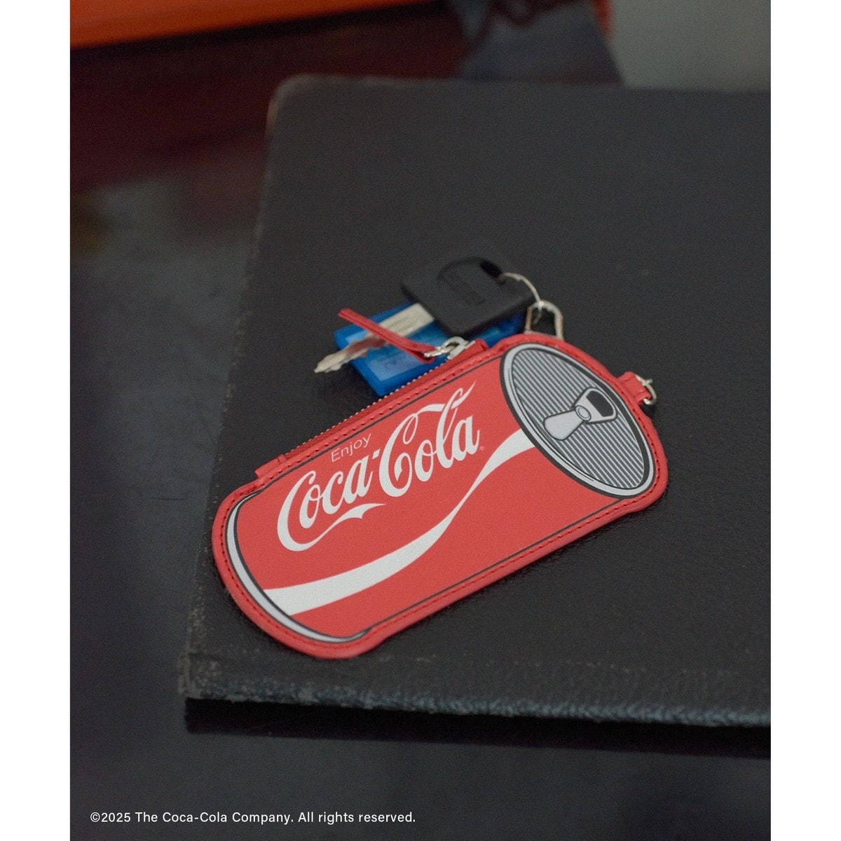 Coca-Cola キーホルダー 24個セット Coca Cola (コカコーラ) ミニチュアフィギュア24個セット Coca