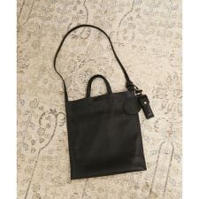 【W S（ドゥーブル）】チャーム付きナチュラルレザー2WAYトート