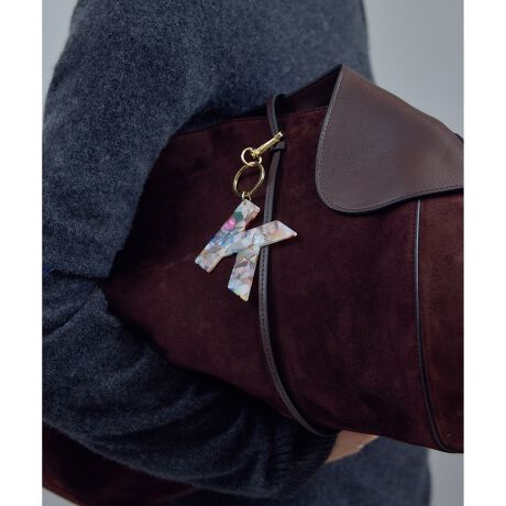 [^ԁFSHZ45100]fUC/VGbggmX^WbNȖzhe[}ɂGOODSV[ỸAt@xbg^v[g`[BiXJtŃobO⌮ɊȒPɑ\B|[``[Ƃ̏d˕t߂ŁAO̓Iׂ΃MtgɂœKB1_ƂɈقȂ}[u͗lABꖳ̕\y܂ĂACełBfރZ[XAZe[g̃}[uv[ggpBVR@ۑfR̃oCI}XvX`bNŁAȂ߂炩ȎƊz𗼗BL[`[ɂ̓AeB[N̉H{AmX^WbNȕ͋CvXĂ܂B}[uv[g`[V[YꗗEiԍFSHZ45100@iFAt@xbg}[uv[g`[EiԍFSHZ45110@iF`[tAZ`v[g`[