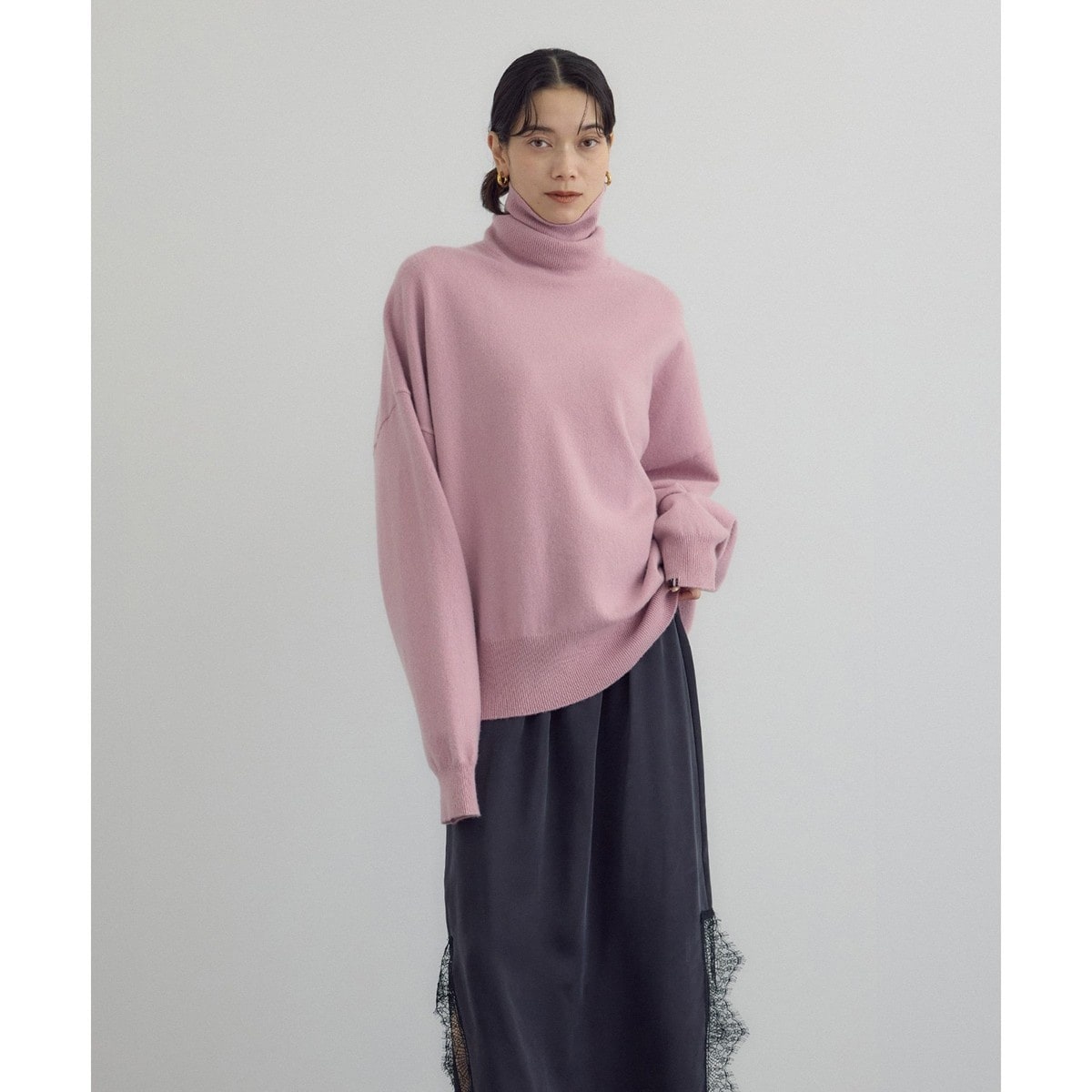 extreme cashmere（エクストリーム・カシミア）】jill タートルネック