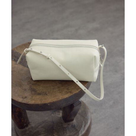 [^ԁFSHX36000]fUC/VGbgXeb`nMɗ͏Ȃ~j}fUC̃nhobOBV_[̓M{V̕tŏcNb`ɂω2WAYdlBcނ}_炩ȎdĂŁANVƎłȂꊴ܂܂BiƔ˔Al̂߂̃~j}obOłBfޕ\nɂ̓i`ȃV{̖͂{viS[gU[jgpBRrvL̉ʂɂjAXƒ悢cEnAڗɂ㎿fނłBnɂ̓|GXecC̗pAyƈ₷𗼗Ă܂BR[fBl[gp[eB[IP[WV[͂AfC[X^Cɂ킹₷\obOBnhłNb`łg邽߁AX^Cɍ킹ĎRɃAWł܂BS[gU[V[YꗗEiԍFSHZ36000@iFU[bvP[X`[EiԍFSHX36000@iFS[gU[V_[obO-----------------------------|Pbg̐F1A4[FsV_[RF(߉)-----------------------------