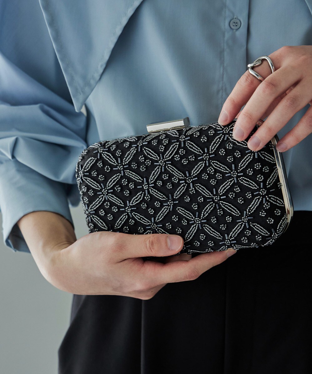オーガンジーラメ刺繍デカクラッチバッグ | リュクスブリエ(Luxe オーガンジーラメ刺繍デカクラッチバッグ | リュクスブリエ(Luxe