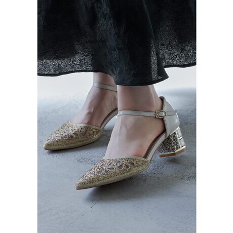 [^:na0070007936]niana jAi Ԃ̃JbgfUCɃrW[؂₩ȃpvXB`L[q[̓Ob^[ƃ^bNCčۂɁB|CebhgDŃV[vȈۂɁB芴̂5cmq[ŔrʂBANXgbvłƂオSz܂B~ɂ͒ᔽ̃NbVAC͊~߉H{܂BigAp[eB[V[tH[}ȃCxgɂ߁BIXXV[E񎟉EIEĂ΂ElEqE2EӉEp[eB[Ef[gEt\ȂǑlȃV[̃R[fBl[gɎg܂ByfށzAbp[F|GXeq[FvX`bNyYzyfgz158cm / 23.5cmpyTCYf[^z(q[)22.5cm: 5cm / 23.0cm: 5cm / 23.5cm: 5cm / 24.0cm: 5cm / 24.5cm: 5cm()22.5cm: 20.65cm / 23.0cm: 21cm / 23.5cm: 21.35cm / 24.0cm: 21.7cm / 24.5cm: 22.05cm(ꕝ)22.5cm: 7.4cm / 23.0cm: 7.5cm / 23.5cm: 7.6cm / 24.0cm: 7.7cm / 24.5cm: 7.8cmyJ[WJzx[W/Vo[/ubNyiӎzTCY̓[J[̐ɂȂ܂A덷ꍇ܂Bf摜͊̉eɂJ[قȂČꍇ܂BũJ[摜QlBi摜͂ɂȂ郂j^[Ȃǂ̊ɂĎ኱̌덷܂B