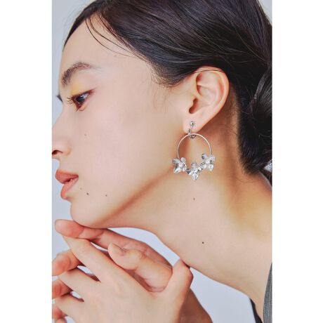 [^:na0640008016]niana jAi ^t[݊Ԃ̃T[NCOBԂ̒SɏrW[AiŗDȕ͋Co܂BŃR[fBl[gCɊiグĂ܂Bp[eB[V[͂AfC[głiBIXXV[E񎟉EIEĂ΂ElEqE2EӉEp[eB[Ef[gEt\ȂǑlȃV[̃R[fBl[gɎg܂Byfށz^JAJbgKXAbLyYz؍yTCYf[^z(c)F: 4.8cm()F: 3.5cmyJ[WJzS[h/Vo[yiӎzTCY̓[J[̐ɂȂ܂A덷ꍇ܂Bf摜͊̉eɂJ[قȂČꍇ܂BũJ[摜QlBi摜͂ɂȂ郂j^[Ȃǂ̊ɂĎ኱̌덷܂B