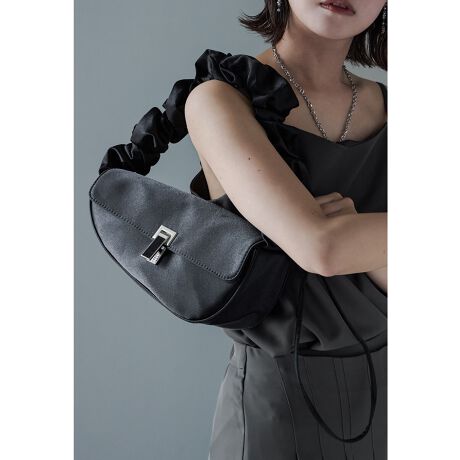 [^:na0030008129]niana jAi iȌ򊴂TefނgptnhobOBۂ݂ттAVg[ȃtHꂽۂɁB}`肠̂ŃX}zzȂǂ̕Ki[ł܂BƊ񂹂ꂽ{[tnh́AhXgR[hɂ߂ăMU[L΂΃V_[ƂĂg2waydlBCX^COɍ킹ĕ͋Cς̂|CgBIP[WV[łȂfC[gł߂łBIXXV[E񎟉EIEĂ΂ElEqE2EӉEp[eB[Ef[gEt\ȂǑlȃV[̃R[fBl[gɎg܂B-ZNguh-et.UNiVER@| GgDjF[Walking Beside You on the Path to Self-DiscoveryVT̗ɊYVѐSE炵YꂸAh̍DhɏoꏊByfށz\nF|GXe100%nF|GXe100%yYzyTCYf[^z(c)F: 9/15cm()F: 29cm(}`)F: 8.5cm()F: 48`105cmyJ[WJzCG[/Vo[/ubNylzE|Pbg~1E12cm~20cm̂ӂ[yiӎzTCY̓[J[̐ɂȂ܂A덷ꍇ܂Bf摜͊̉eɂJ[قȂČꍇ܂BũJ[摜QlBi摜͂ɂȂ郂j^[Ȃǂ̊ɂĎ኱̌덷܂B