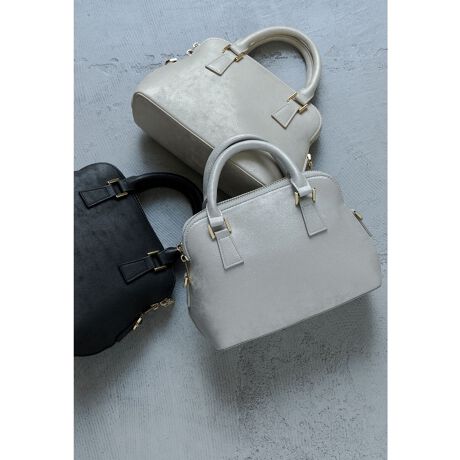 [^:na0030008131]niana jAi iȌ򊴂ƐꂽtH͂̃nhobOB^bNfނɃS[h̋ANZgƂȂ葶݊܂BRpNgȂX}zⒷzȂǂ̕Ki[ł܂BOƒ߂\ȃV_[Xgbvt2waydlBIP[WV[łȂfC[gł߂łBIXXV[E񎟉EIEĂ΂ElEqE2EӉEp[eB[Ef[gEt\ȂǑlȃV[̃R[fBl[gɎg܂B-ZNguh-et.UNiVER@| GgDjF[Walking Beside You on the Path to Self-DiscoveryVT̗ɊYVѐSE炵YꂸAh̍DhɏoꏊByfށz\nFvnF|GXe100%yYzyTCYf[^z(c)F: 18cm((/))F: 21.5/23.5cm(}`)F: 9.5cm()F: 27cmyJ[WJzS[h/Vo[/ubNylzE|Pbg~1EtiF68~127cmV_[XgbvE12cm~20cm̂ӂ[yiӎzTCY̓[J[̐ɂȂ܂A덷ꍇ܂Bf摜͊̉eɂJ[قȂČꍇ܂BũJ[摜QlBi摜͂ɂȂ郂j^[Ȃǂ̊ɂĎ኱̌덷܂B