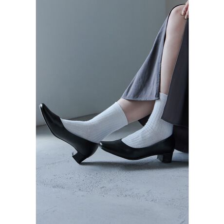 [^:na0150007951]niana jAi 炵ۂ^ubNtH[}XNGAgDpvXBAbp[͏_炩fނŕݍނ悤ɃtBbgBL݌vŋy܂B₷ɂ3.5cmq[ŁA芴̂闚SnɁBq[͌CTÉtg̗pB~ɂ͓dNbVAC͊~߉H{܂B21.5cm~26cm̕LTCYWJpӁBꑫƃfC[IP[WV[AAʋ΂܂ŏd󂵂BIXXV[E񎟉EIEĂ΂ElEqE2EӉEp[eB[Ef[gEt\ȂǑlȃV[̃R[fBl[gɎg܂ByfށzbށFvށFyYzyfgz158cm / 24cmpyTCYf[^z(q[)21.5cm: 3.5cm / 22cm: 3.5cm / 22.5cm: 3.5cm / 23.0cm: 3.5cm / 23.5cm: 3.5cm / 24.0cm: 3.5cm / 24.5cm: 3.5cm / 25cm: 3.5cm / 25.5cm: 3.5cm / 26.0cm: 3.5cm()21.5cm: 22cm / 22cm: 22cm / 22.5cm: 22.5cm / 23.0cm: 22.5cm / 23.5cm: 23cm / 24.0cm: 23cm / 24.5cm: 24cm / 25cm: 24cm / 25.5cm: 24.5cm / 26.0cm: 24.5cm(ꕝ)21.5cm: 7.3cm / 22cm: 7.4cm / 22.5cm: 7.5cm / 23.0cm: 7.6cm / 23.5cm: 7.7cm / 24.0cm: 7.8cm / 24.5cm: 7.9cm / 25cm: 8.0cm / 25.5cm: 8.1cm / 26.0cm: 8.2cmyJ[WJzubNyiӎzTCY̓[J[̐ɂȂ܂A덷ꍇ܂Bf摜͊̉eɂJ[قȂČꍇ܂BũJ[摜QlBi摜͂ɂȂ郂j^[Ȃǂ̊ɂĎ኱̌덷܂B