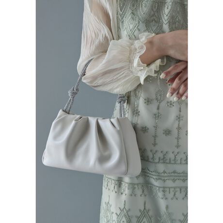 [^:na0650008265]niana jAi ^bN{tFCNU[nhobOBrW[Znh́AmbgfUCŐꂽۂɁBRpNgȂX}z₨z̕KiTCYBO\99cm̃{[`F[tŃV_[łg2waydlBIP[WV[łȂfC[gł߂łBIXXV[E񎟉EIEĂ΂ElEqE2EӉEp[eB[Ef[gEt\ȂǑlȃV[̃R[fBl[gɎg܂Byfށz{́FvnF|GXeyYzyTCYf[^z(c)F: 13cm()F: 25.5cm(}`)F: 7.5cm()F: 40cmyJ[WJzubN/AC{[ylzE|Pbg~1EO\EtiF99cm`F[yiӎzTCY̓[J[̐ɂȂ܂A덷ꍇ܂Bf摜͊̉eɂJ[قȂČꍇ܂BũJ[摜QlBi摜͂ɂȂ郂j^[Ȃǂ̊ɂĎ኱̌덷܂B